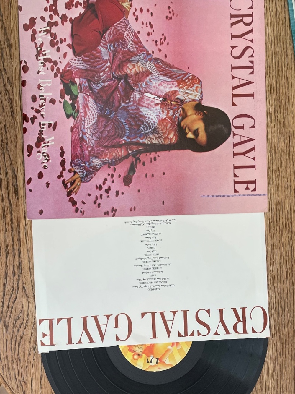 Crystal Gayle "We Must Believe In Magic" 1977 Vinyl Record Album